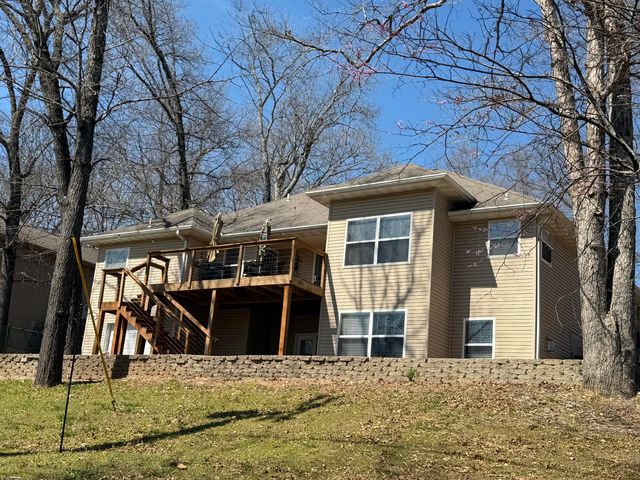 296 Lillian Lane, Kimberling City, MO 65686
