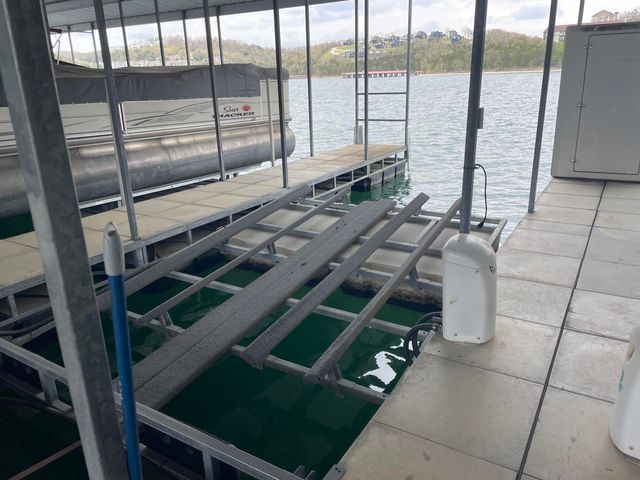 296 Lillian Lane, Kimberling City, MO 65686