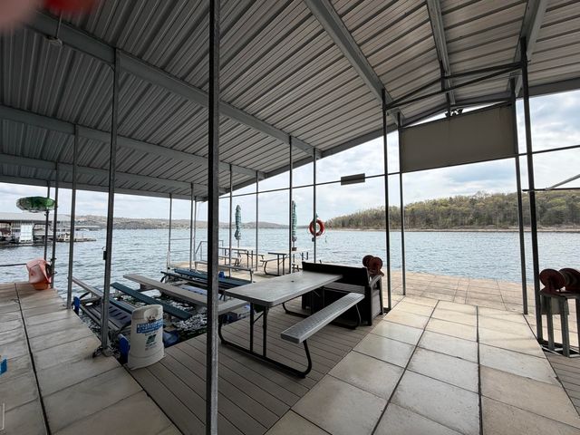 296 Lillian Lane, Kimberling City, MO 65686