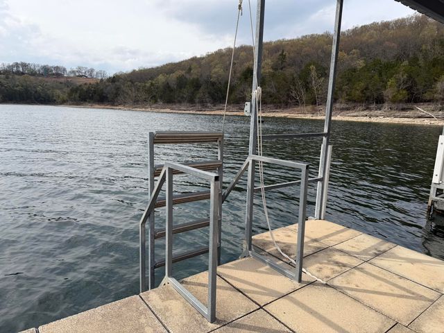 296 Lillian Lane, Kimberling City, MO 65686