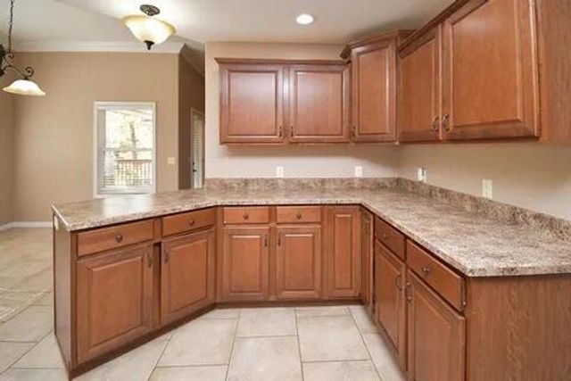 296 Lillian Lane, Kimberling City, MO 65686