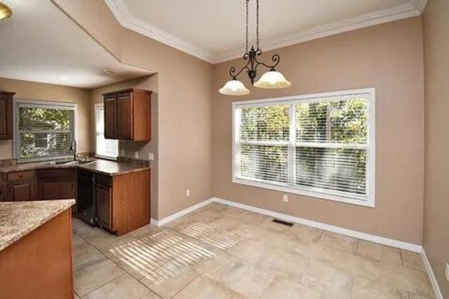 296 Lillian Lane, Kimberling City, MO 65686