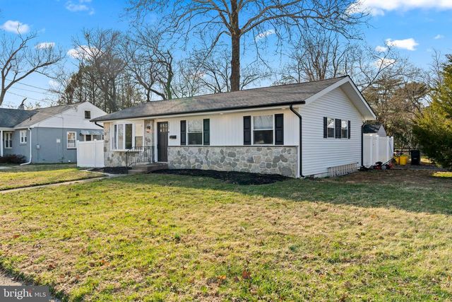 225 PENNSYLVANIA AVE, Clementon, NJ 08021