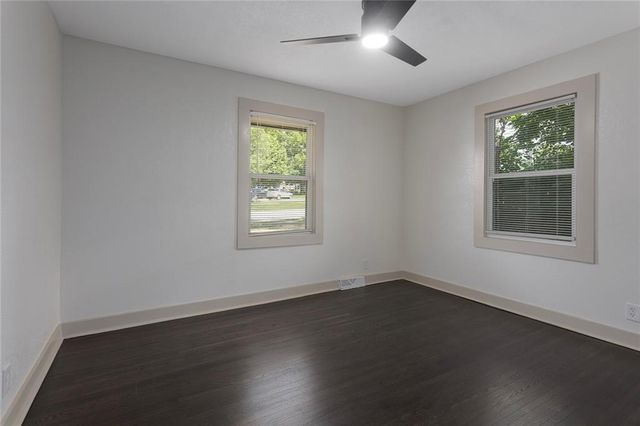 508 SW Jefferson Street, Lee's Summit, MO 64063