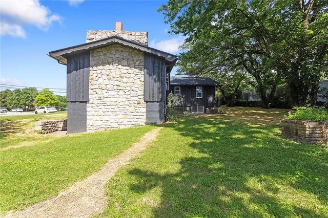 508 SW Jefferson Street, Lee's Summit, MO 64063