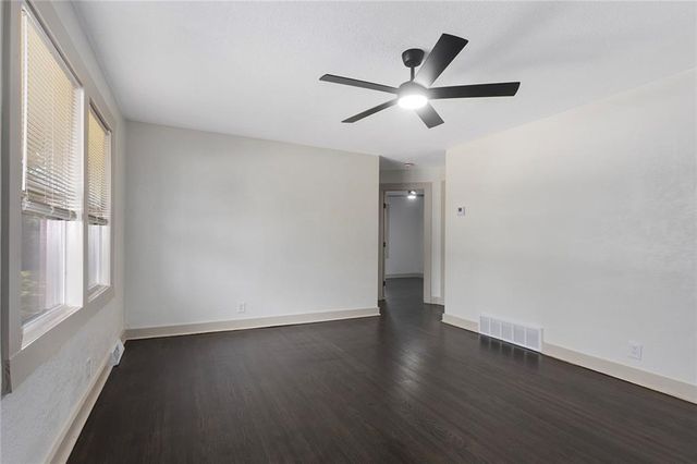 508 SW Jefferson Street, Lee's Summit, MO 64063