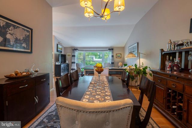 1228 LOIS RD, Ambler, PA 19002