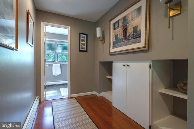 1228 LOIS RD, Ambler, PA 19002