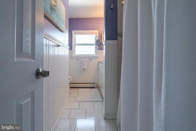 1228 LOIS RD, Ambler, PA 19002
