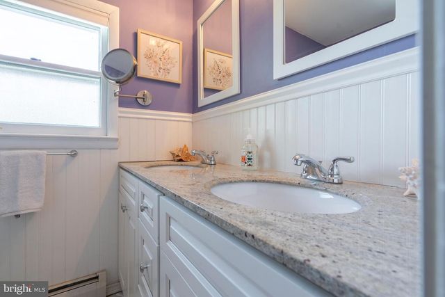 1228 LOIS RD, Ambler, PA 19002