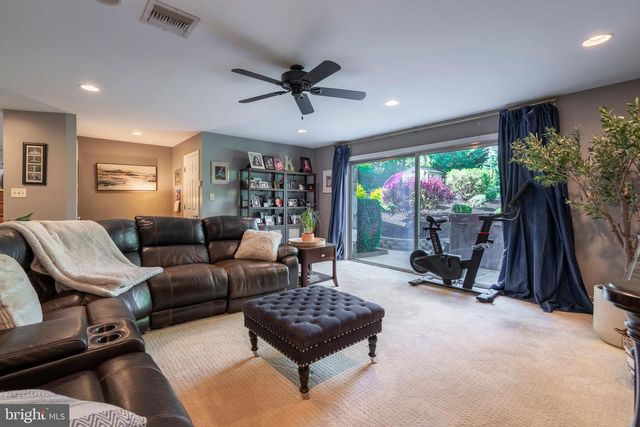 1228 LOIS RD, Ambler, PA 19002