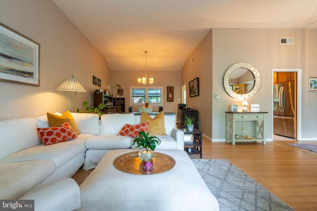 1228 LOIS RD, Ambler, PA 19002