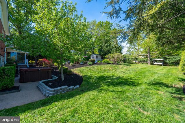 1228 LOIS RD, Ambler, PA 19002