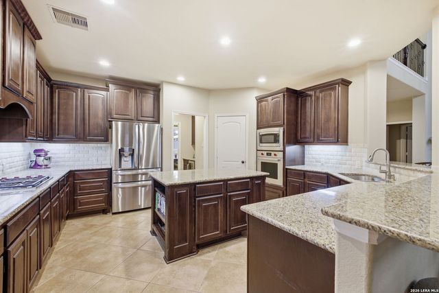 25518 Green Terrace, San Antonio, TX 78255