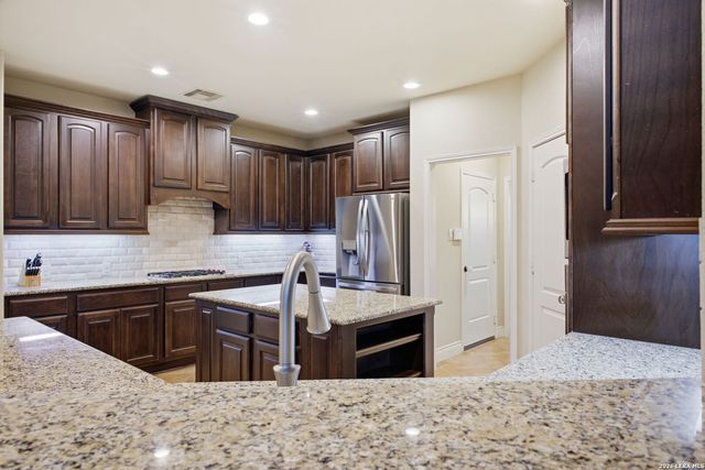 25518 Green Terrace, San Antonio, TX 78255