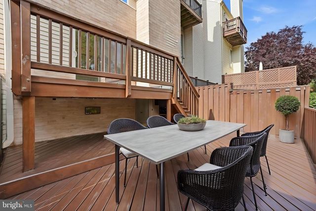 7559 CHRISLAND CV, Falls Church, VA 22042