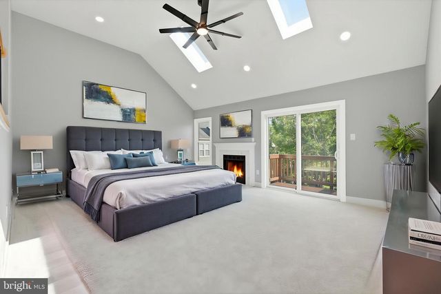 7559 CHRISLAND CV, Falls Church, VA 22042