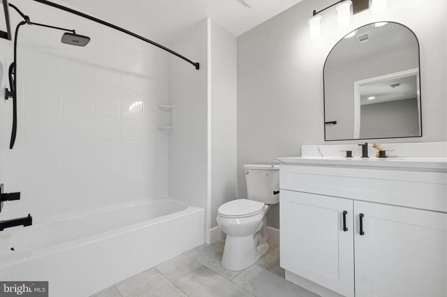 7559 CHRISLAND CV, Falls Church, VA 22042