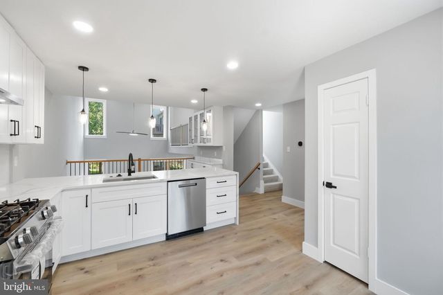 7559 CHRISLAND CV, Falls Church, VA 22042
