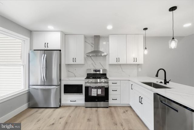 7559 CHRISLAND CV, Falls Church, VA 22042