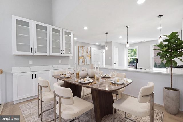 7559 CHRISLAND CV, Falls Church, VA 22042