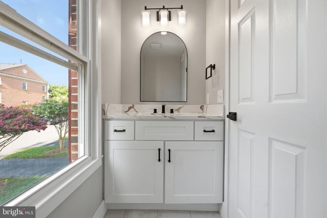7559 CHRISLAND CV, Falls Church, VA 22042