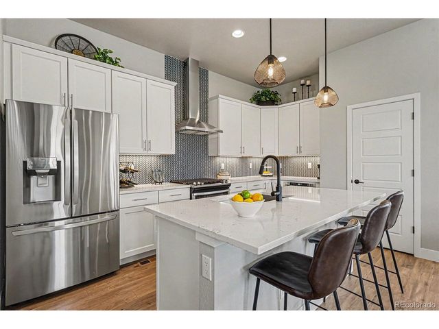 1751 Stable View Dr, Castle Pines, CO 80108