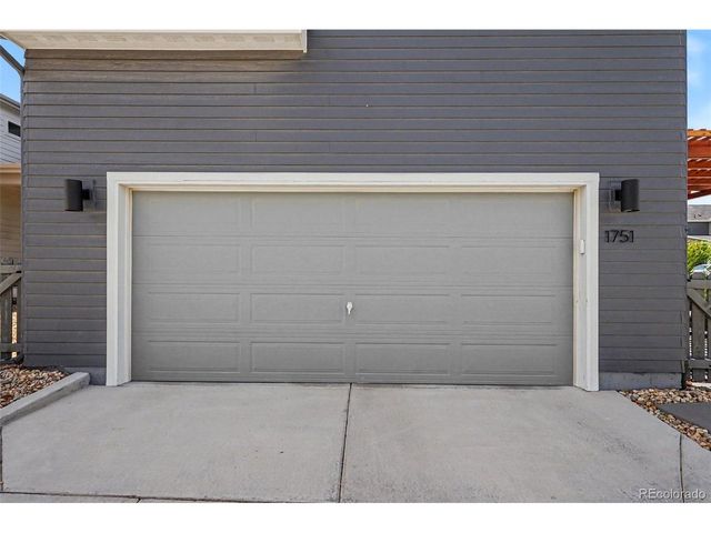 1751 Stable View Dr, Castle Pines, CO 80108