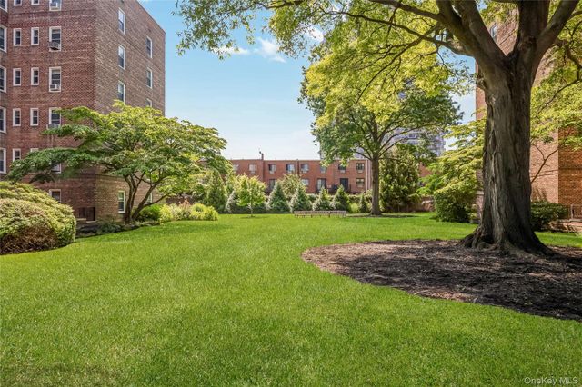 112-20 72nd DRIVE C02, Forest Hills, NY 11375