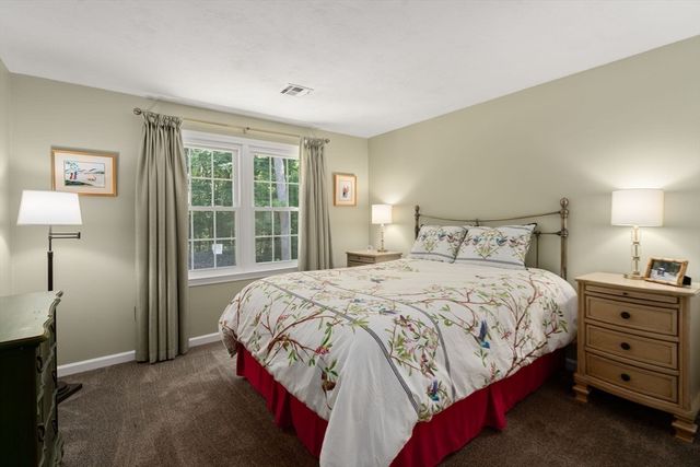 37 Valleywood Rd, Hopkinton, MA 01748