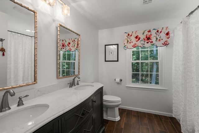 37 Valleywood Rd, Hopkinton, MA 01748