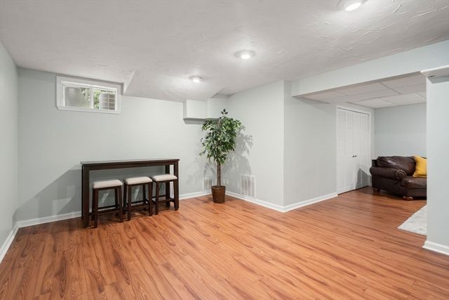 37 Valleywood Rd, Hopkinton, MA 01748