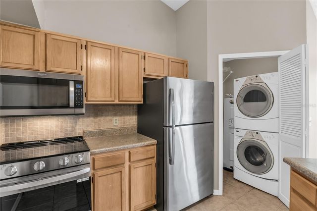 4807 NORMANDY 202, Orlando, FL 32811