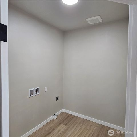 7590 E Idaho Street, Port Orchard, WA 98366