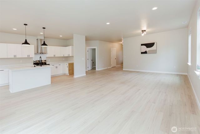 7590 E Idaho Street, Port Orchard, WA 98366