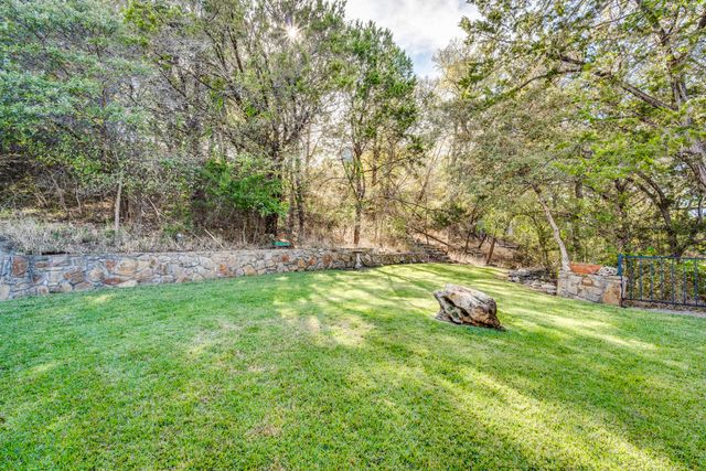 1133 Brackeen Drive, Graford, TX 76449