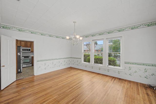 132 Circle Drive, Defuniak Springs, FL 32435