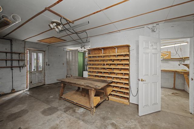 132 Circle Drive, Defuniak Springs, FL 32435