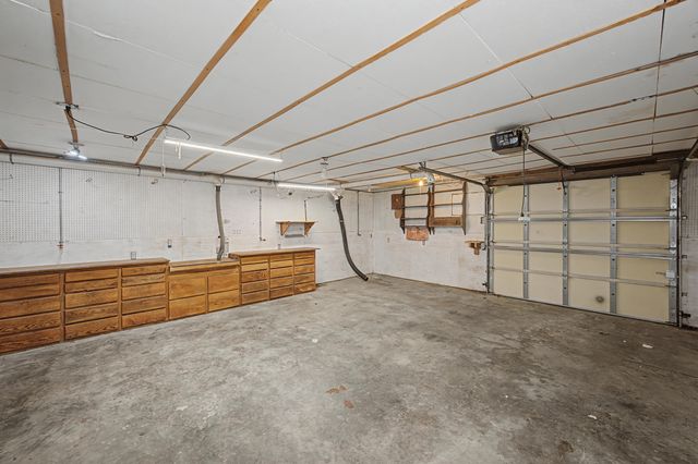 132 Circle Drive, Defuniak Springs, FL 32435