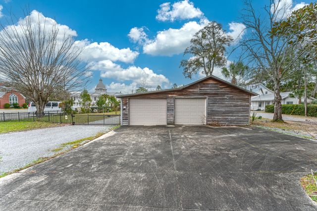 132 Circle Drive, Defuniak Springs, FL 32435