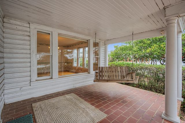 132 Circle Drive, Defuniak Springs, FL 32435