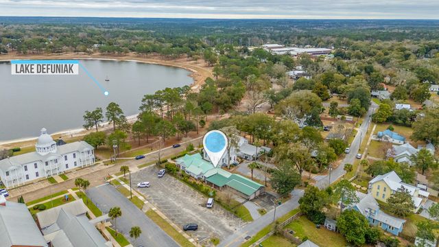 132 Circle Drive, Defuniak Springs, FL 32435