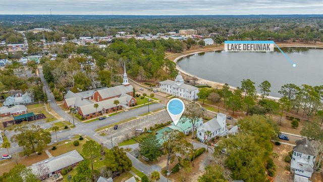 132 Circle Drive, Defuniak Springs, FL 32435