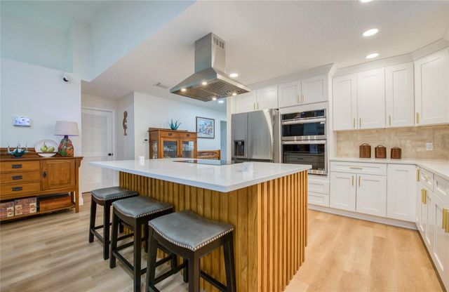 625 FOLSOM STREET S, Gulfport, FL 33707