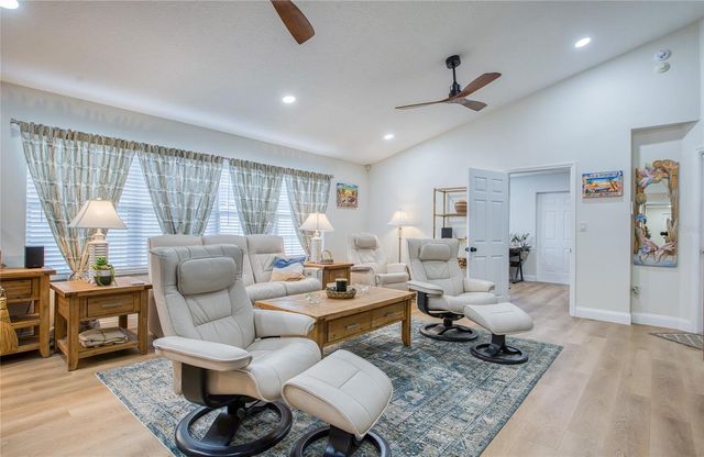 625 FOLSOM STREET S, Gulfport, FL 33707