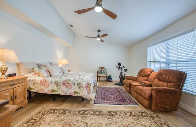 625 FOLSOM STREET S, Gulfport, FL 33707