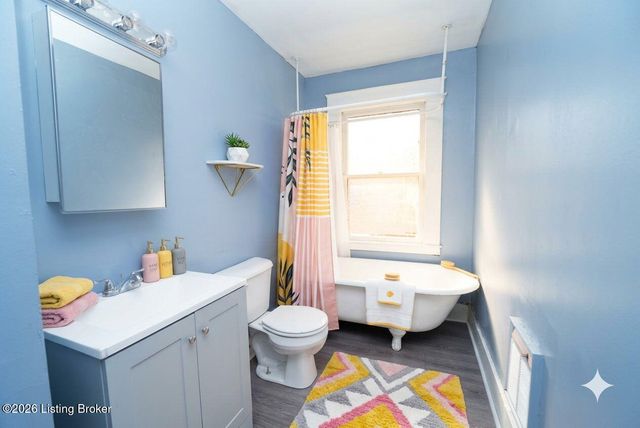 226 W Burnett Ave B, Louisville, KY 40208