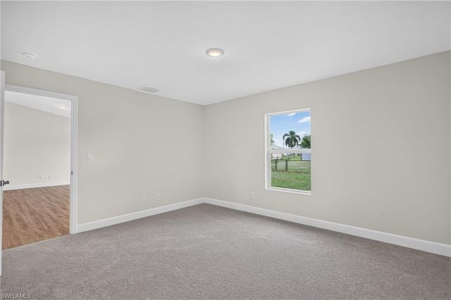 109 NE 23rd ST, Cape Coral, FL 33909