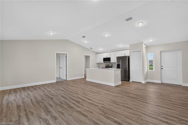 109 NE 23rd ST, Cape Coral, FL 33909