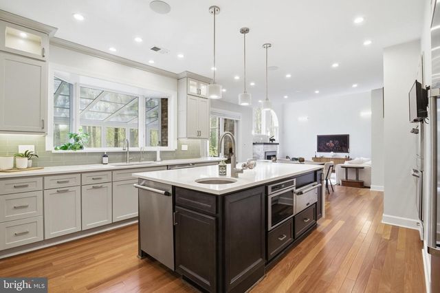 9703 MILL RACE ESTATES DR, Vienna, VA 22182